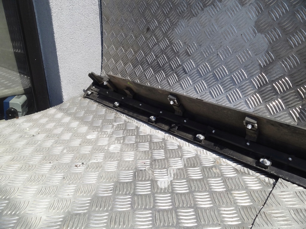 фото №9, Kia ev6 gt 2023 - молдинг поріг поріг ліва накладка оригінал