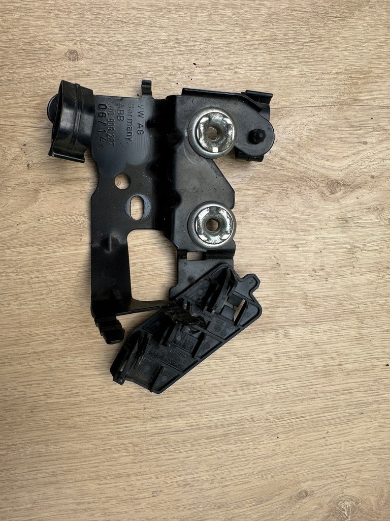 фото №1, Skoda octavia 3 iii кронштейн 5q0906287