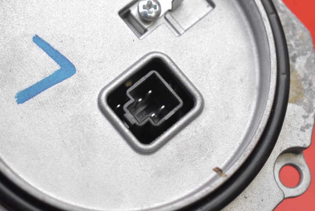 фото №7, Преобразователь модуль full led левый a1m130-0000 nissan leaf 1 i ze0 lift 10-17