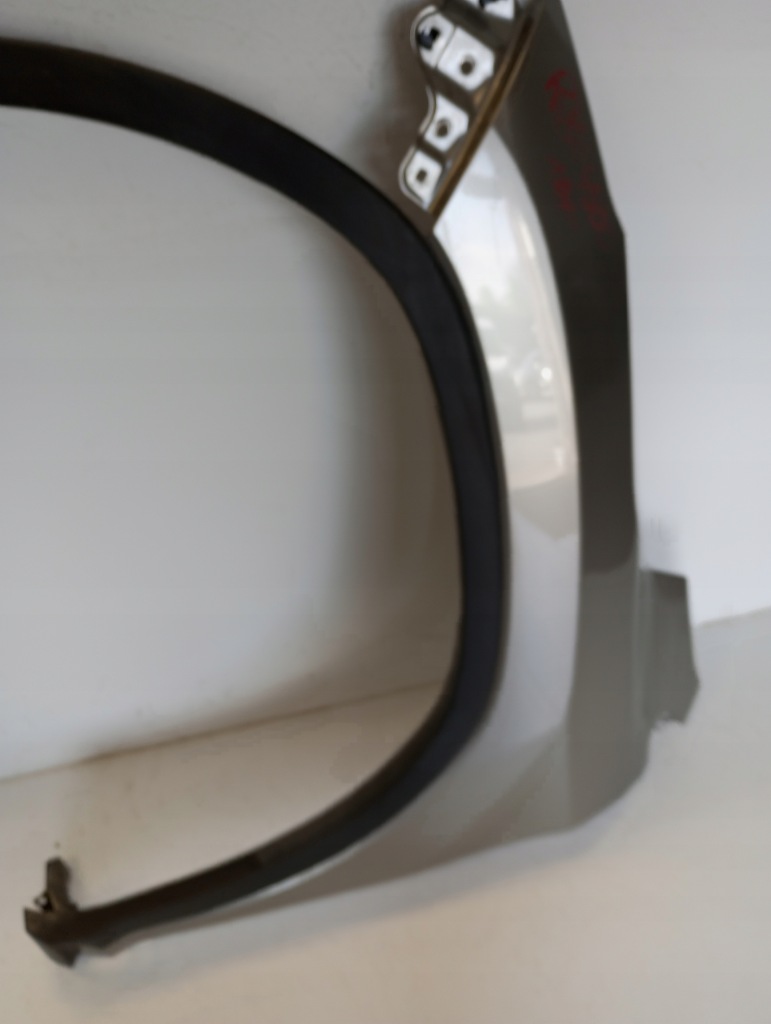 Крыло  lexus rx 450 rx450 v 18r левое в Украине