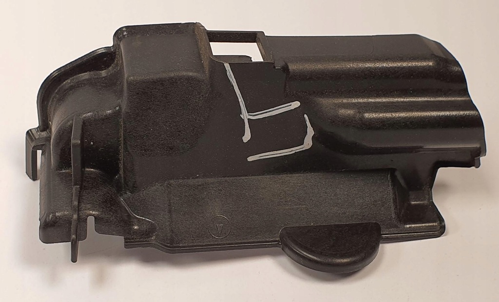 фото №1, Защита замка дверь левый задняя skoda fabia 3 iii