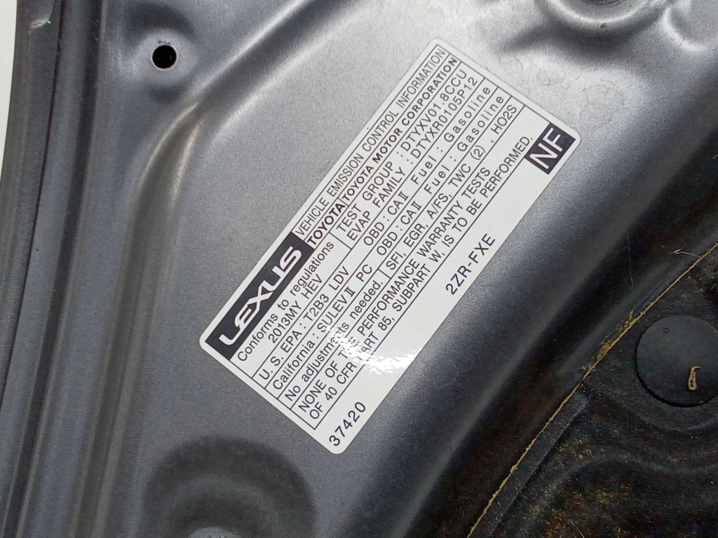 Lexus ct 200h 2013 крышка передняя / капот двигателя Цена