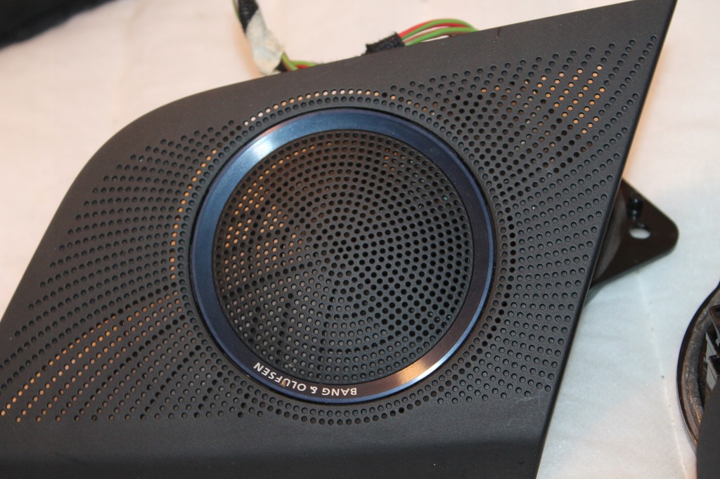 фото №2, Захист заглушка рамка динаміка audi a4 a5 b8 bang