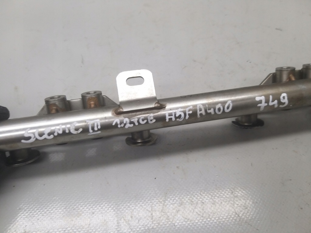 Молдинг впрыскная 1.2 tce h5fa400 renault scenic megane juke 175204385r Оригинал