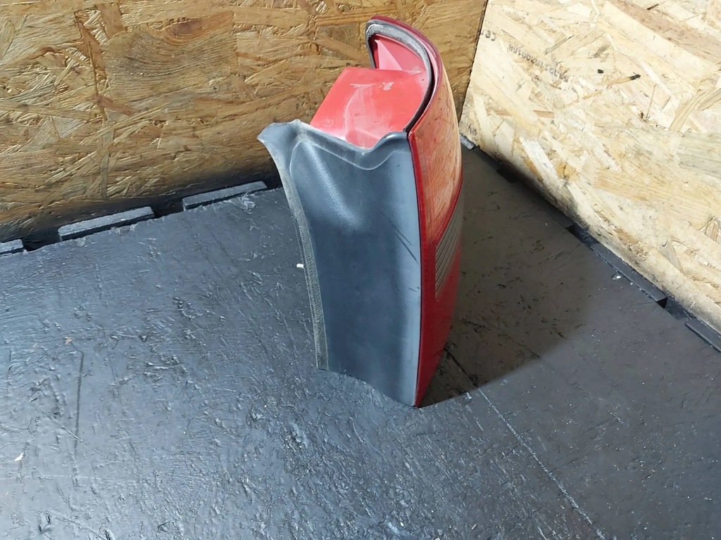 фото №9, Лампа задня права audi a6 c5 4b kombi 4b9945096d