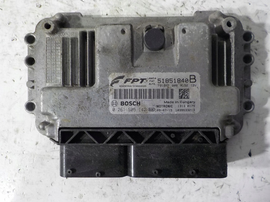 фото №1, Alfa romeo mito бортовой компьютер блок управления 0261s05142 51851840b