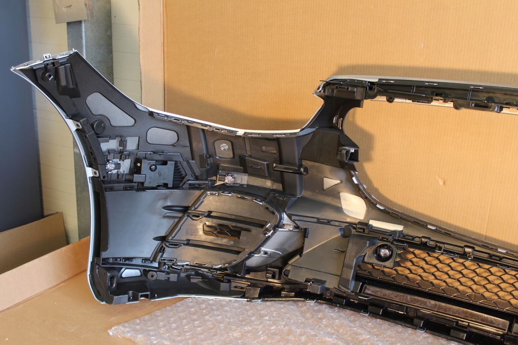 фото №10, Бампер перед передній mercedes s-klasa amg хром w223 223