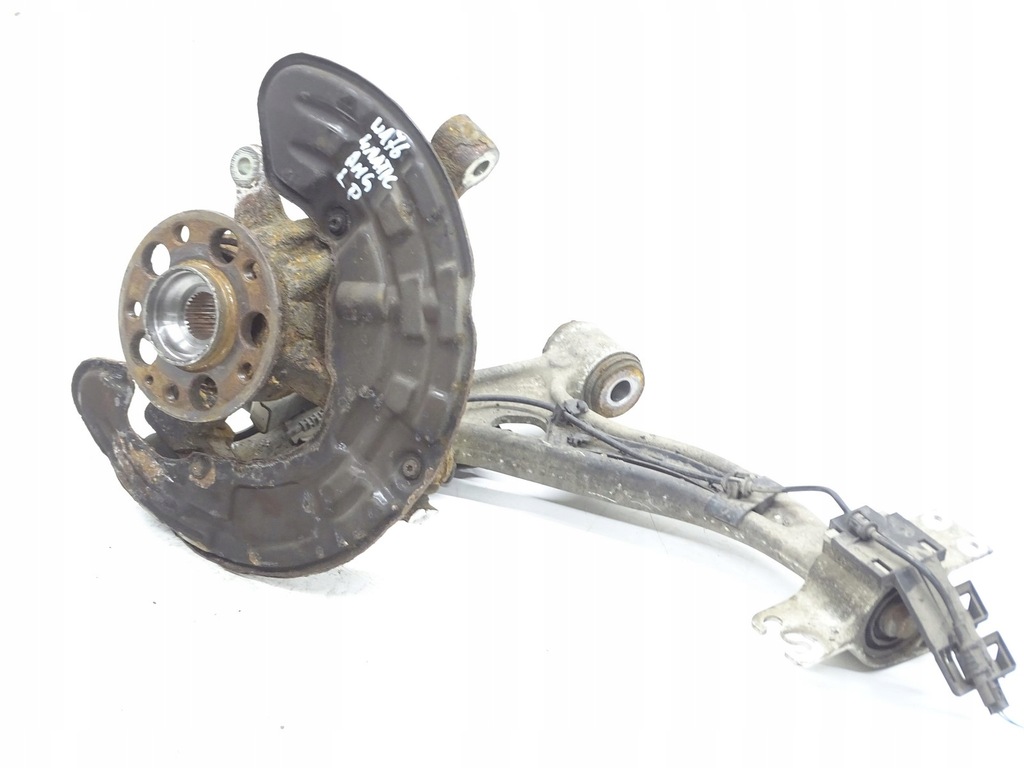 фото №1, Поворотный кулак ступица правый задняя mercedes a w176 a45 amg