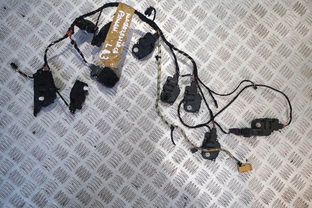 фото №1, Електропроводка обігрівача porsche panamera 970