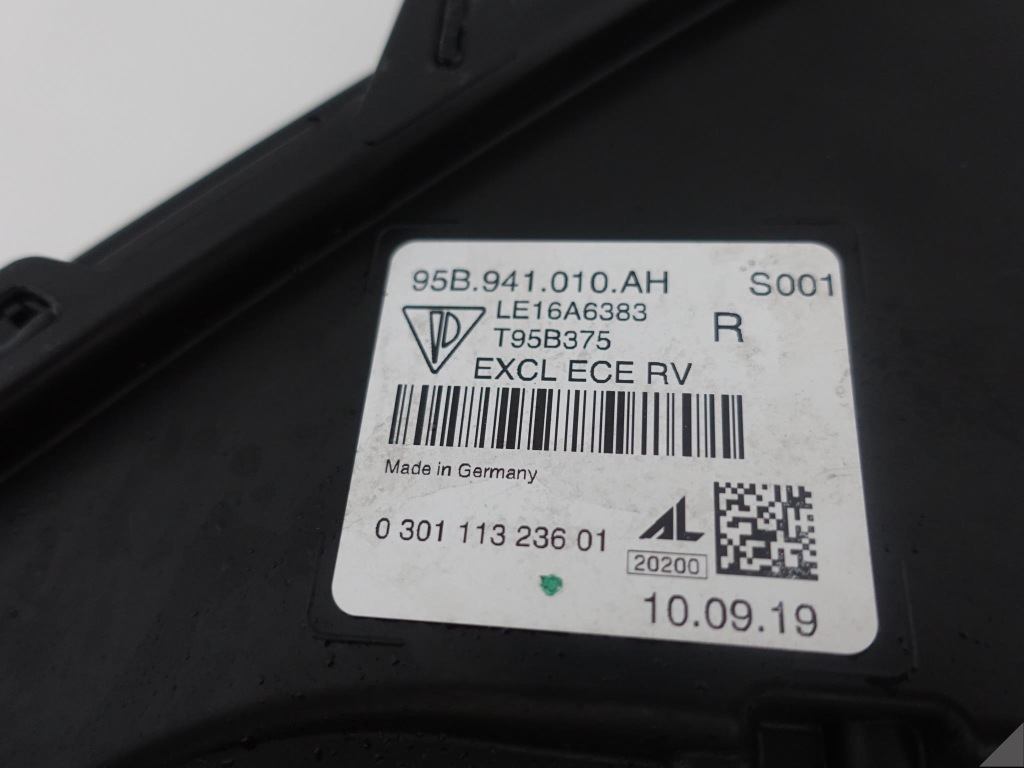 Porsche macan 95b gts рестайлинг  18- full led правый  европа  фара Оригинал