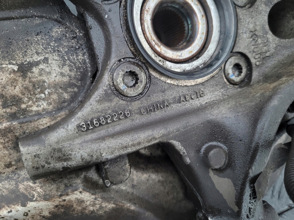 фото №6, Поворотний кулак перед передня права 31682226 volvo s90 ii v90 2.0d