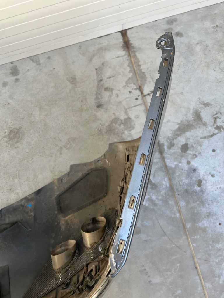 Бампер задний ferrari ff pdc камера Оригинал