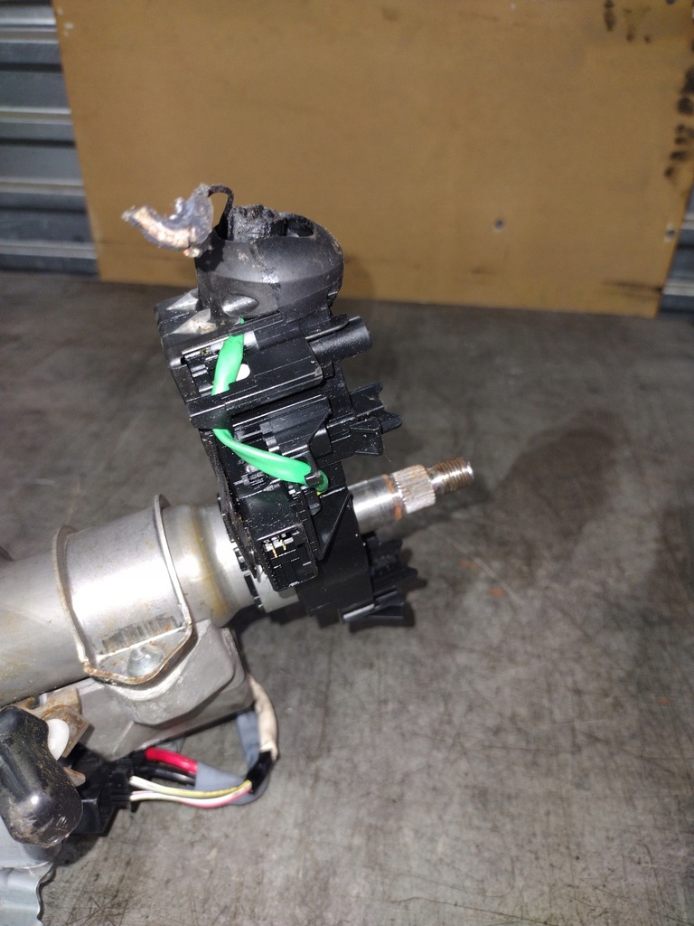 фото №7, Усилитель электрический toyota yaris iii