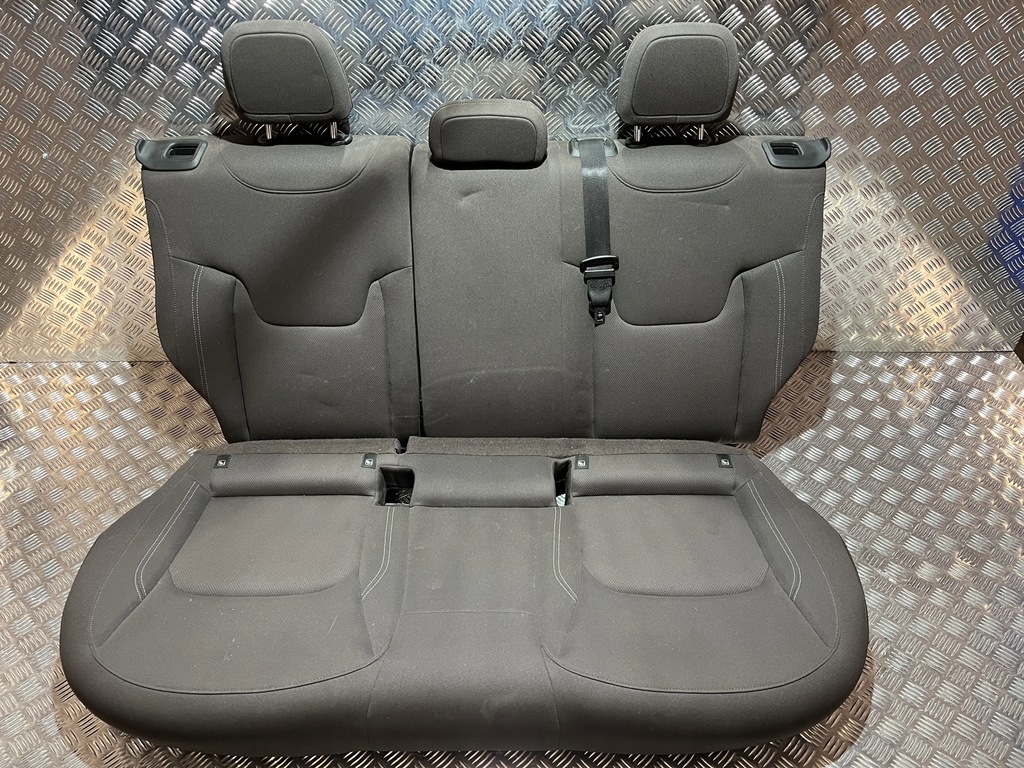 фото №1, Заднее сиденье задняя задняя сиденье спинка jeep renegade 14-