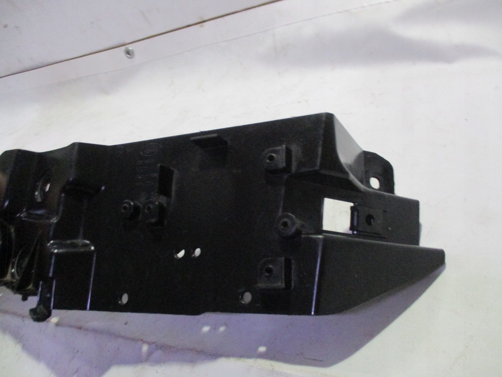 фото №10, Направляющая бампера правый задняя задний land rover range rover sport