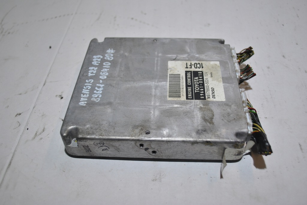 фото №8, Бортовий комп'ютер двигуна toyota avensis t22 89661-05410
