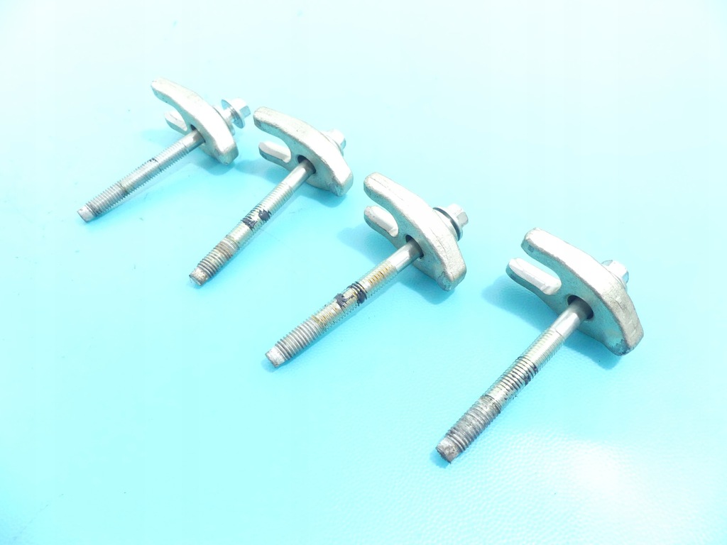 фото №1, Кронштейн крепления форсунок kpl koleos i 2.0 dci