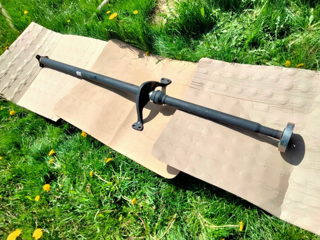 фото №1, Wał приводной audi q3 5n0521101j