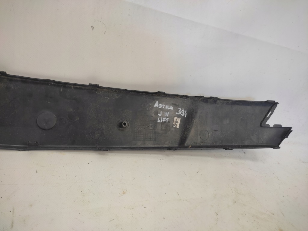 фото №8, Opel astra j iv lift молдинг решетка решётка перед 2012-