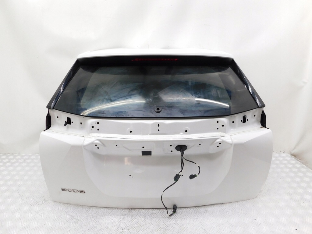 фото №1, Крышка багажника задняя с стекло - peugeot 2008 ii 19-23