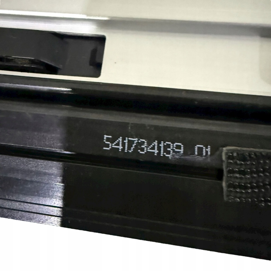 Люк комплектний  opel insignia a 541734139 Зі Шроту