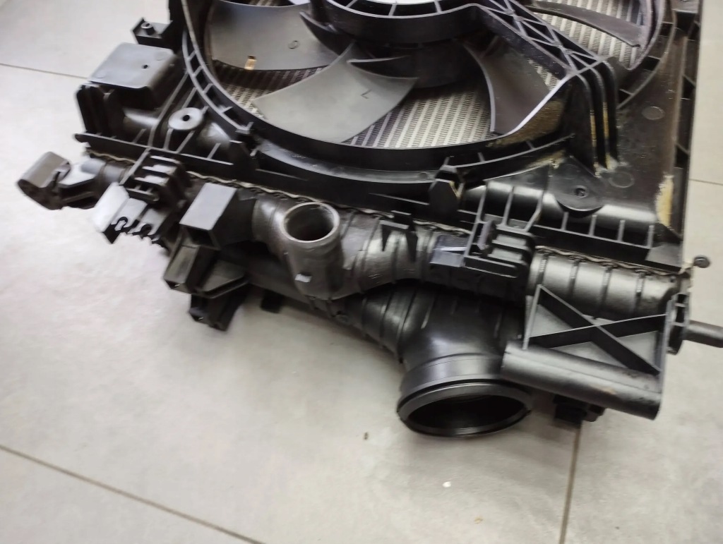 Opel insignia a 1.6 cdti комплект радиатор воды кондиционер вентиляторы Доставка