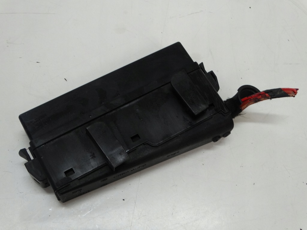 фото №1, Коробка предохранителей opel vectra c 24438885