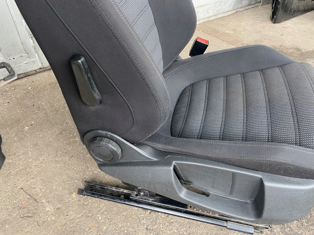 фото №10, Сидіння правий заднє сидіння задня passat cc пасажира перед