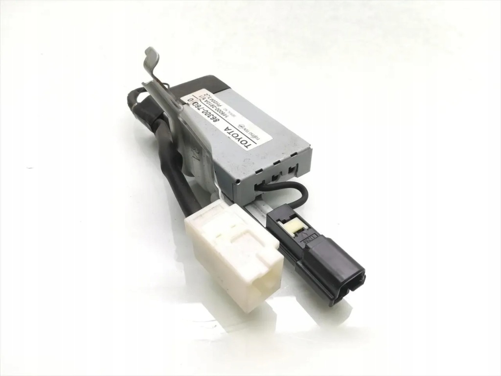 Lexus ct модуль / блок керування антени 200h full hybrid 73kw 99 hp 86300-76010 Ціна