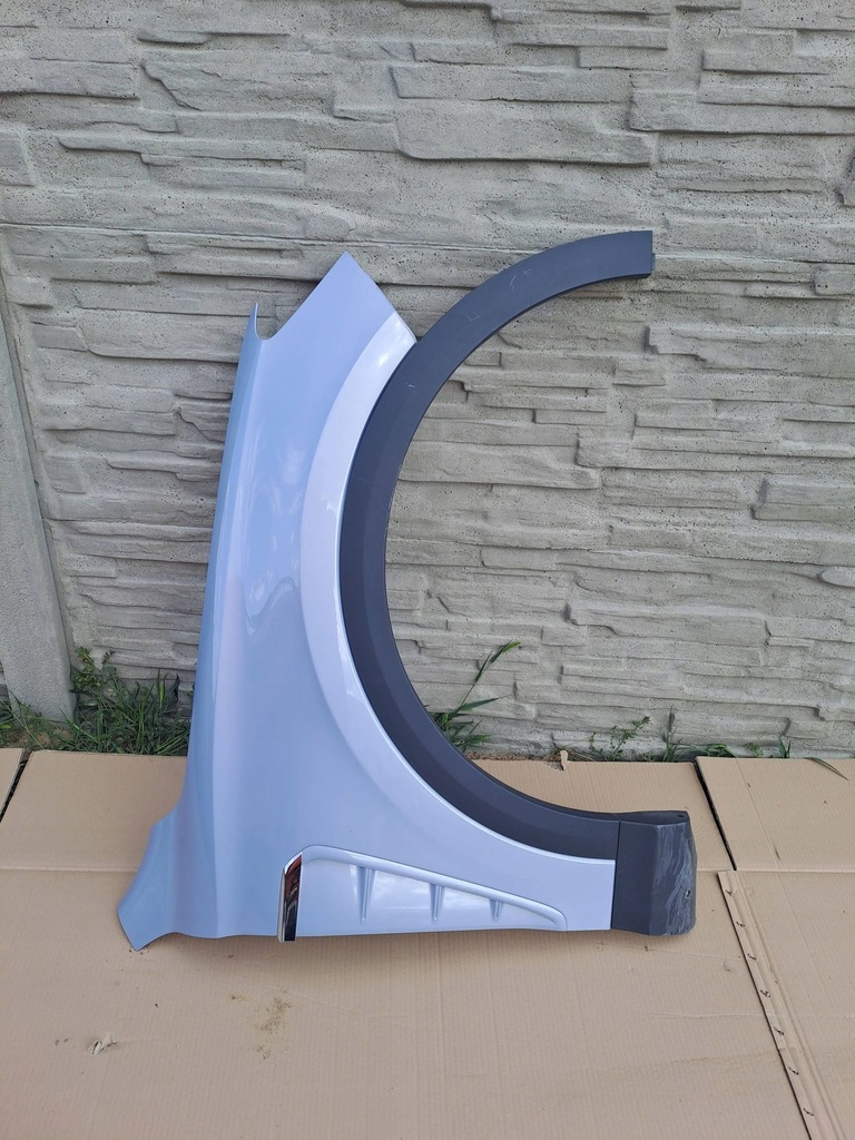 фото №1, Mg marvel r 2024 перед сторона правая крыло передний