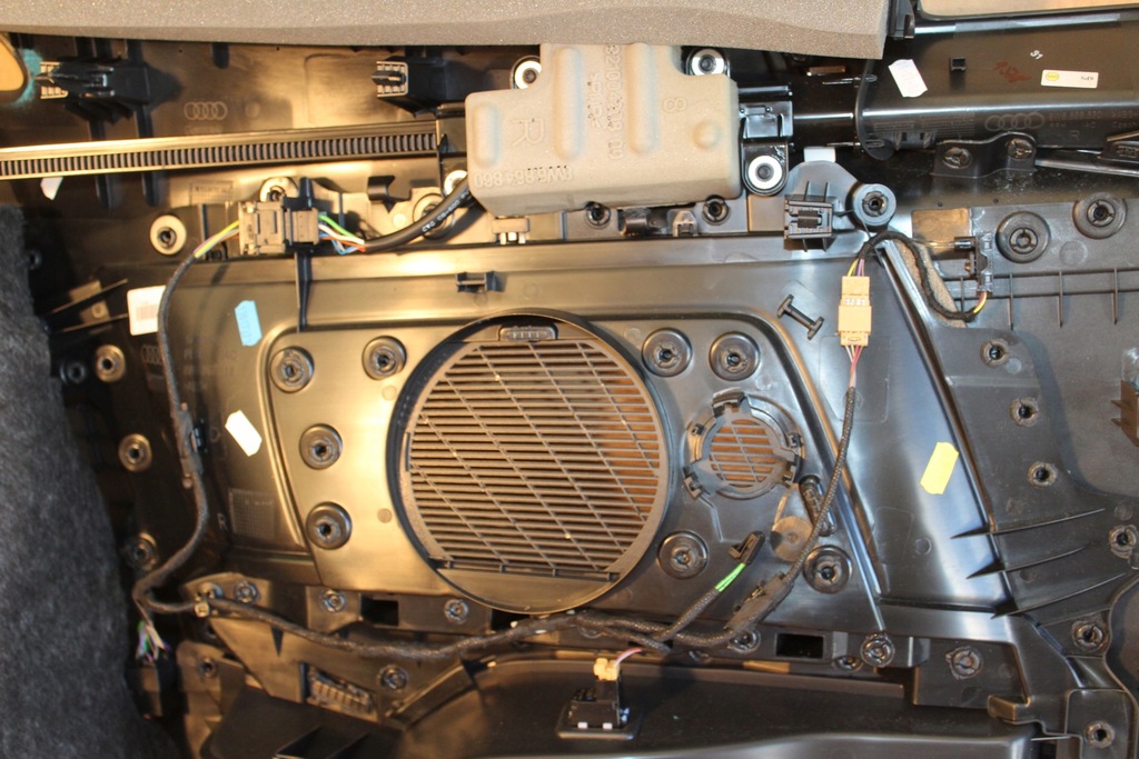 фото №6, Обивка обшивка задняя правый audi a5 rs5 8w coupe