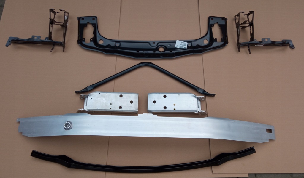 фото №1, Bmw 2 f22 2014- балка бампера нижний 51647266325