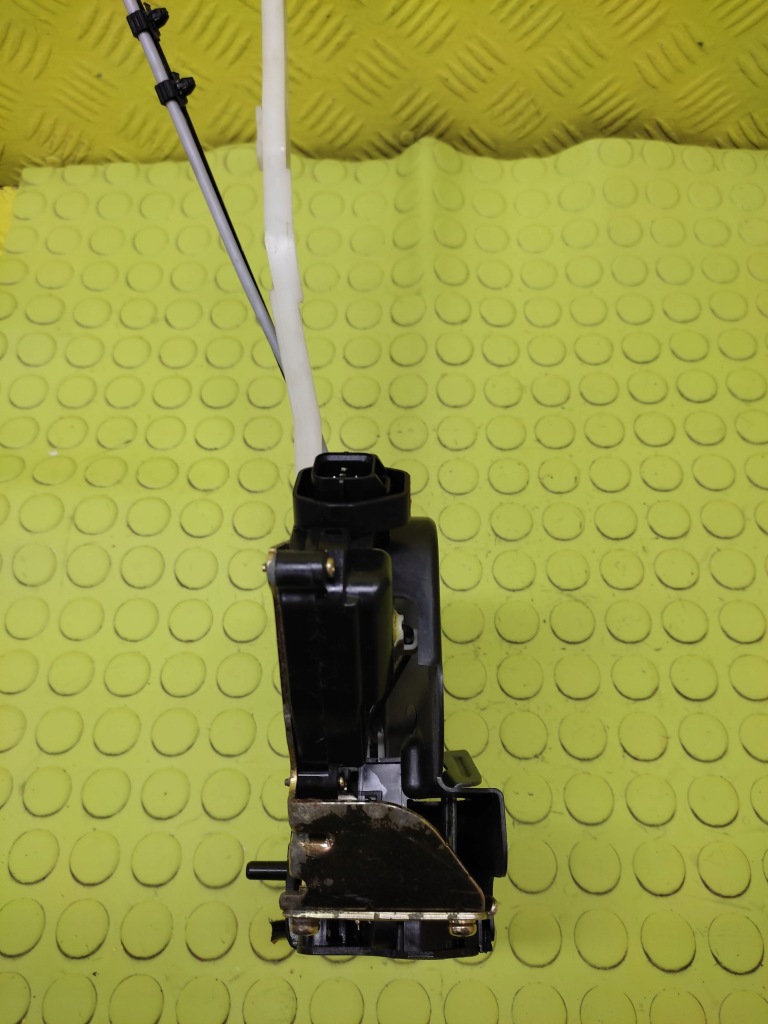 фото №4, Kia opirus замок двері лівий задня