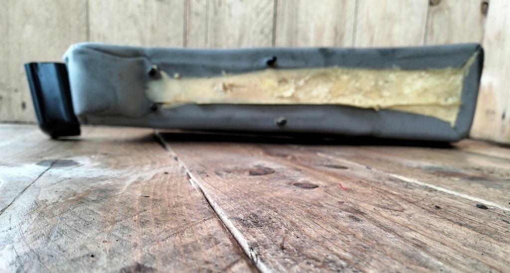 фото №6, Обивка обшивка сиденье левый задняя citroen c5 iii x7 кожа beż