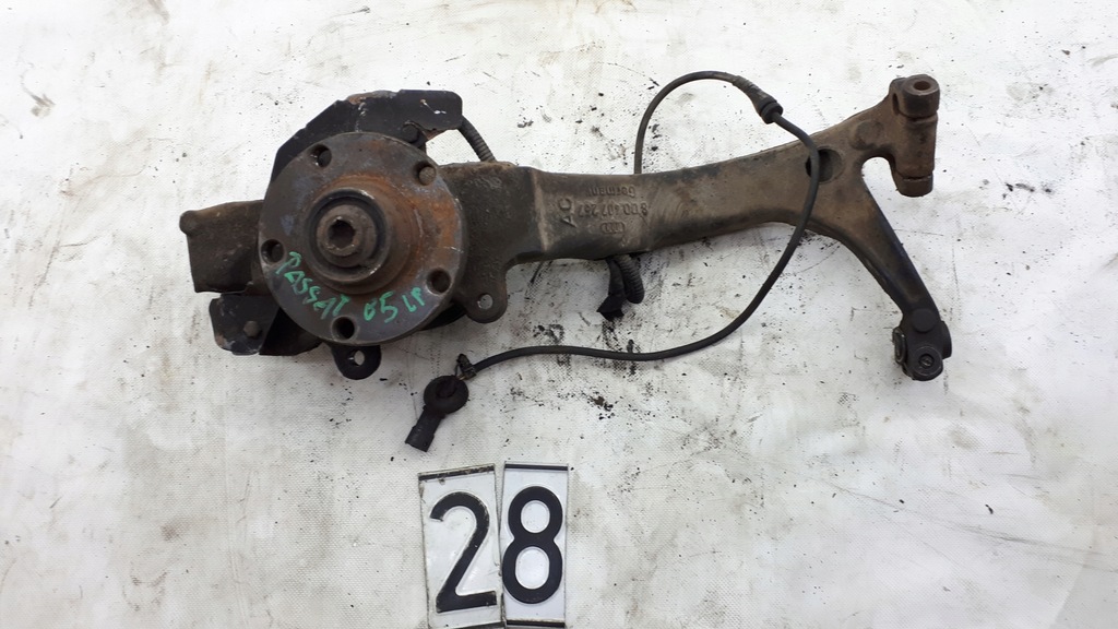 фото №1, Vw passat b5 поворотный кулак левый перед