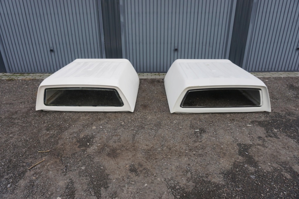 фото №1, Mitsubishi l200 iv обшивка hardtop 2007rok обшивка do кузов 2szt.