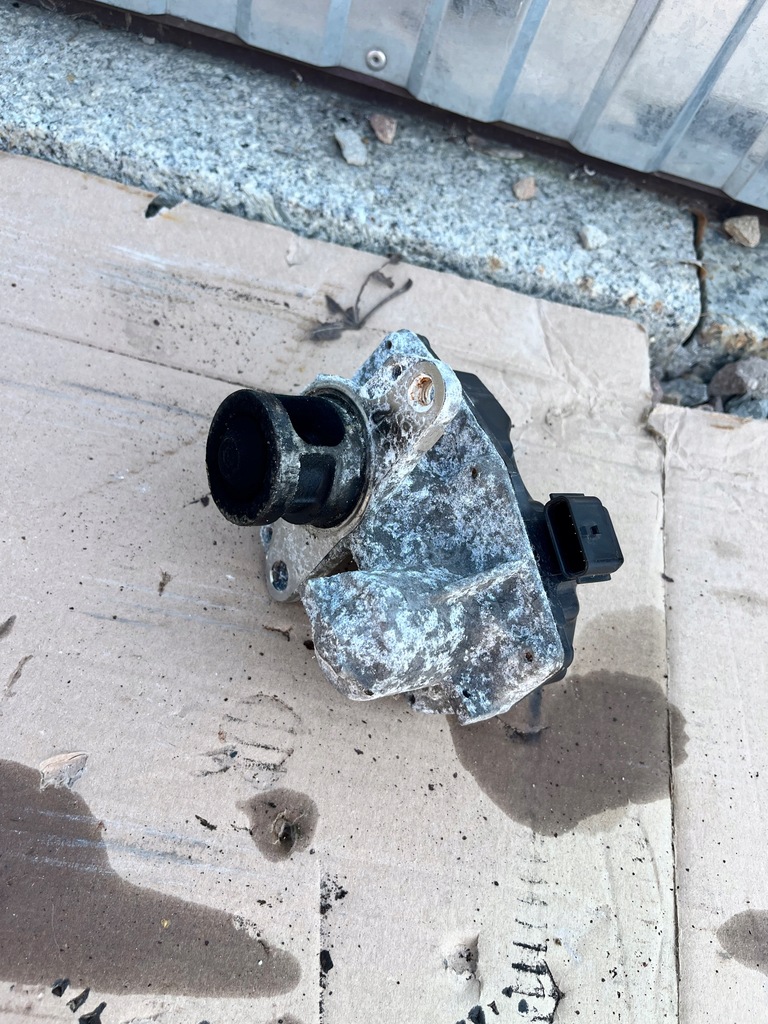 фото №3, Trafic iii vivaro b двигун 1.6 cdti r9m клапан egr