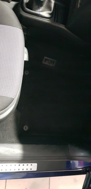 фото №3, Килимок підлога обшивка golf 4 iv 1.6fsi 110km