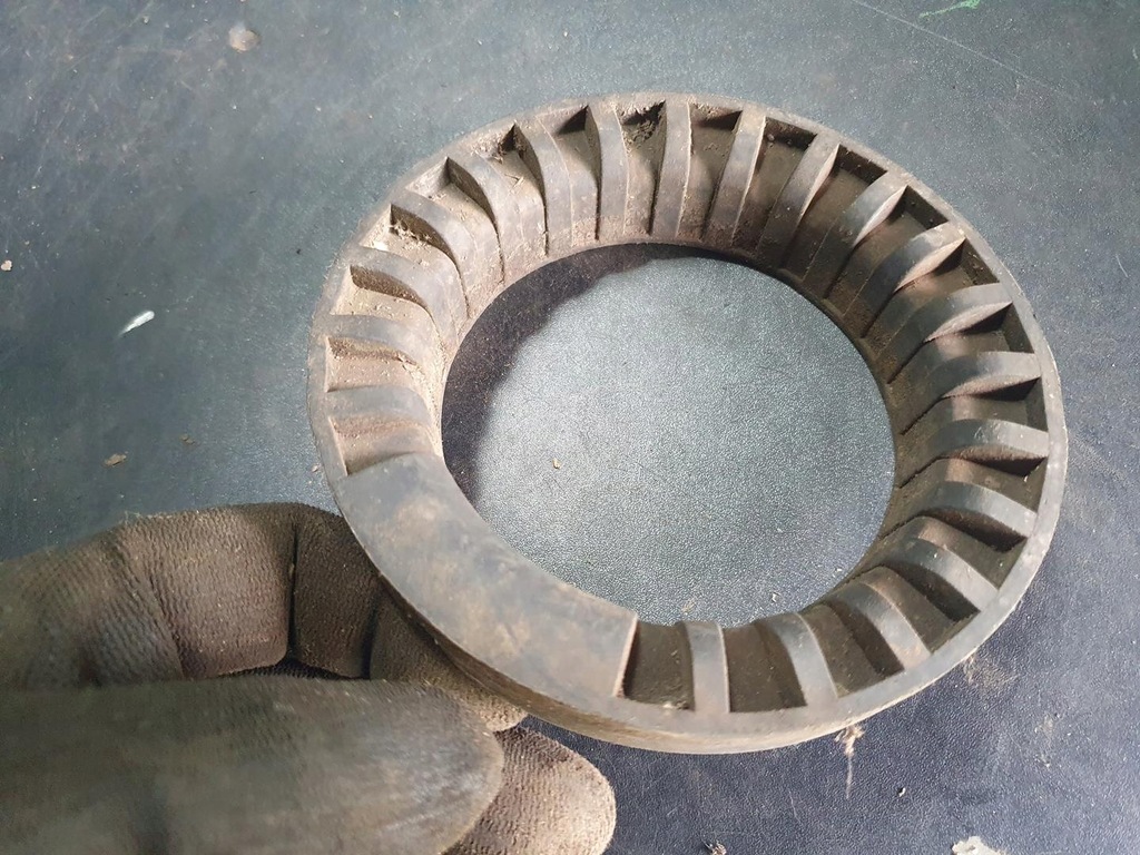 фото №11, Fiat 126 maluchguma подушка двигателя кронштейн