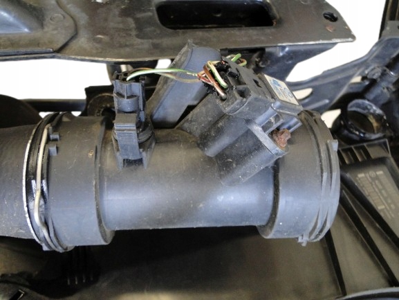 Купить Mercedes clk 209 расходомер левое  труба шланг