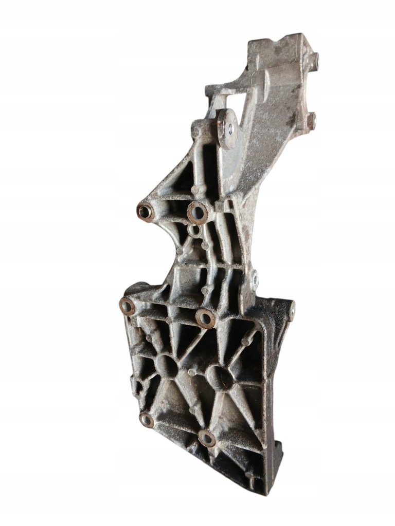 Кронштейн генератора mitsubishi outlander 2 2.0 did bsy 03g903143j Недорого