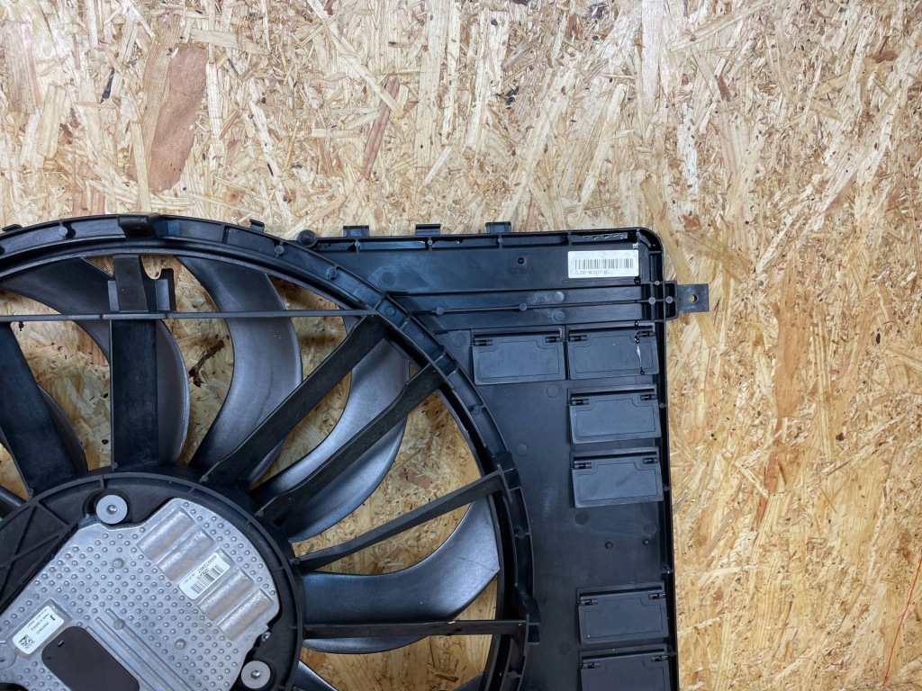 Вентилятор радіатор корпус land range rover jaguar gj32-8c607-bc Доставка