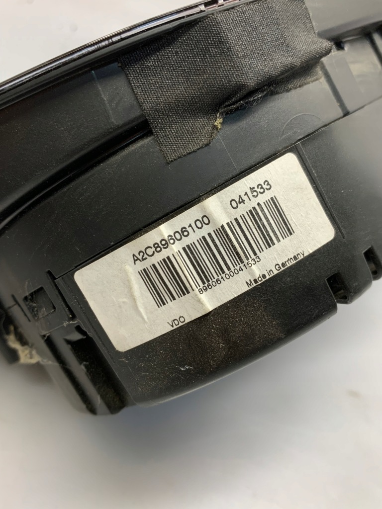 фото №6, Счетчик приборы vag vw touran 1t0920875n