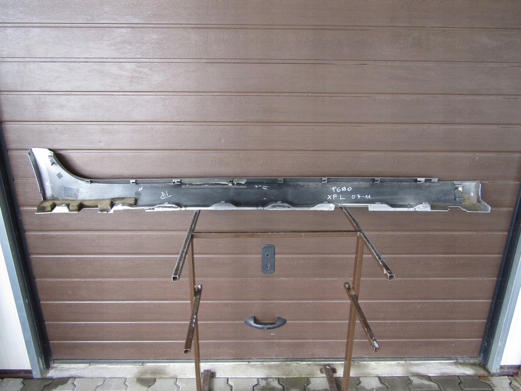 фото №10, Молдинг порог левая jaguar xf x250 07- порог левый