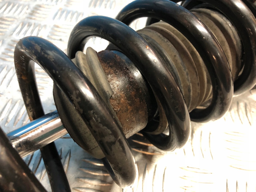 Bmw f01 f02 750 i 4,4 амортизатор vdc левый перед передний 6796939 Цена