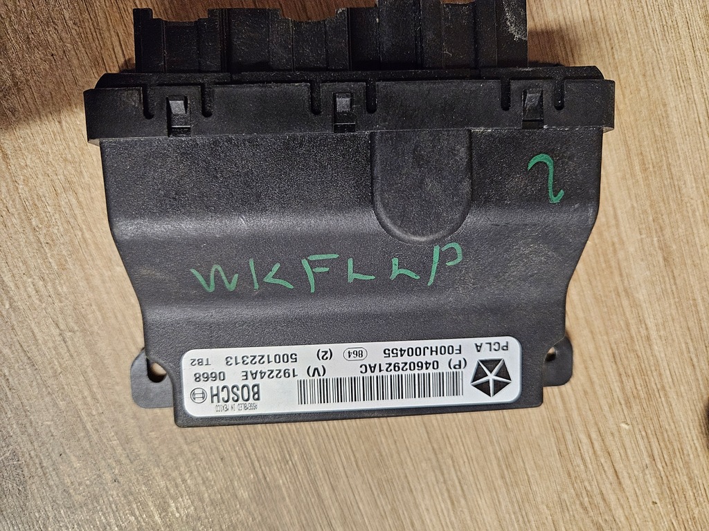 фото №1, Jeep commander xk 5-10 модуль двері 04602921ac