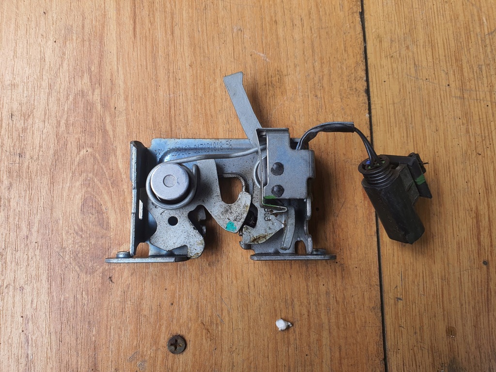 фото №1, Замок капот bmw i3 7299162