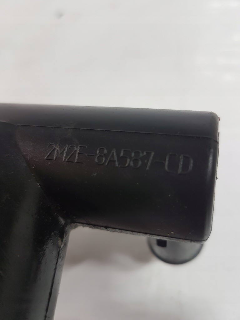 Mazda ford mercury mariner 06-10 шланг води термостат 3.0 америка Київ