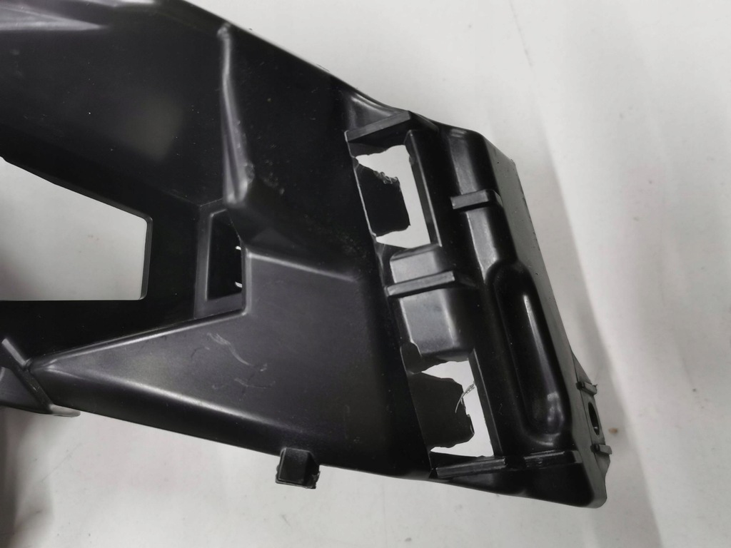 фото №8, Кронштейн, кронштейн, напрямна решітка, решітка skoda karoq przed lift 746.