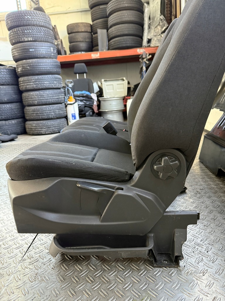 фото №6, Transit connect mk2 13-18 сиденья заднее сиденье комплект стена перегородочная